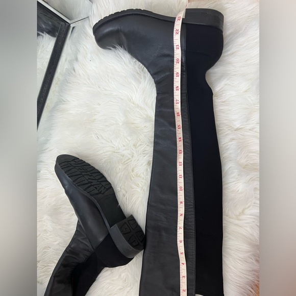 Stuart Weitzman
Half 'N Half Bold Boots - Picture 10 of 16